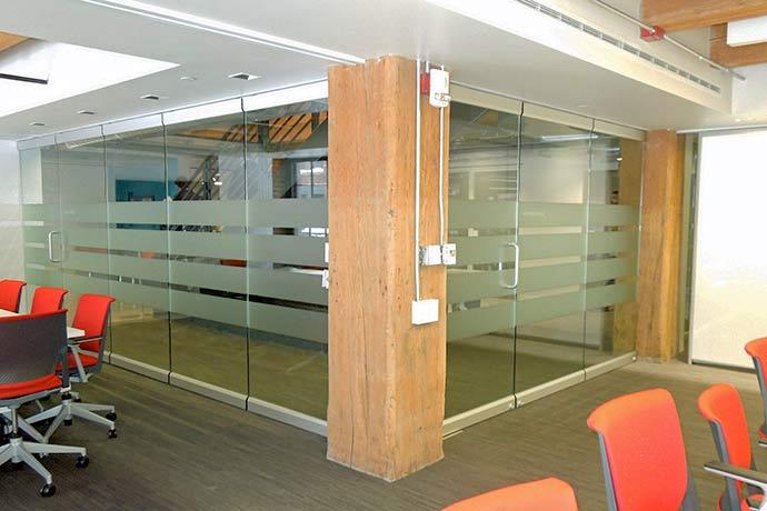 Moveable wall system with glass walls and glass door