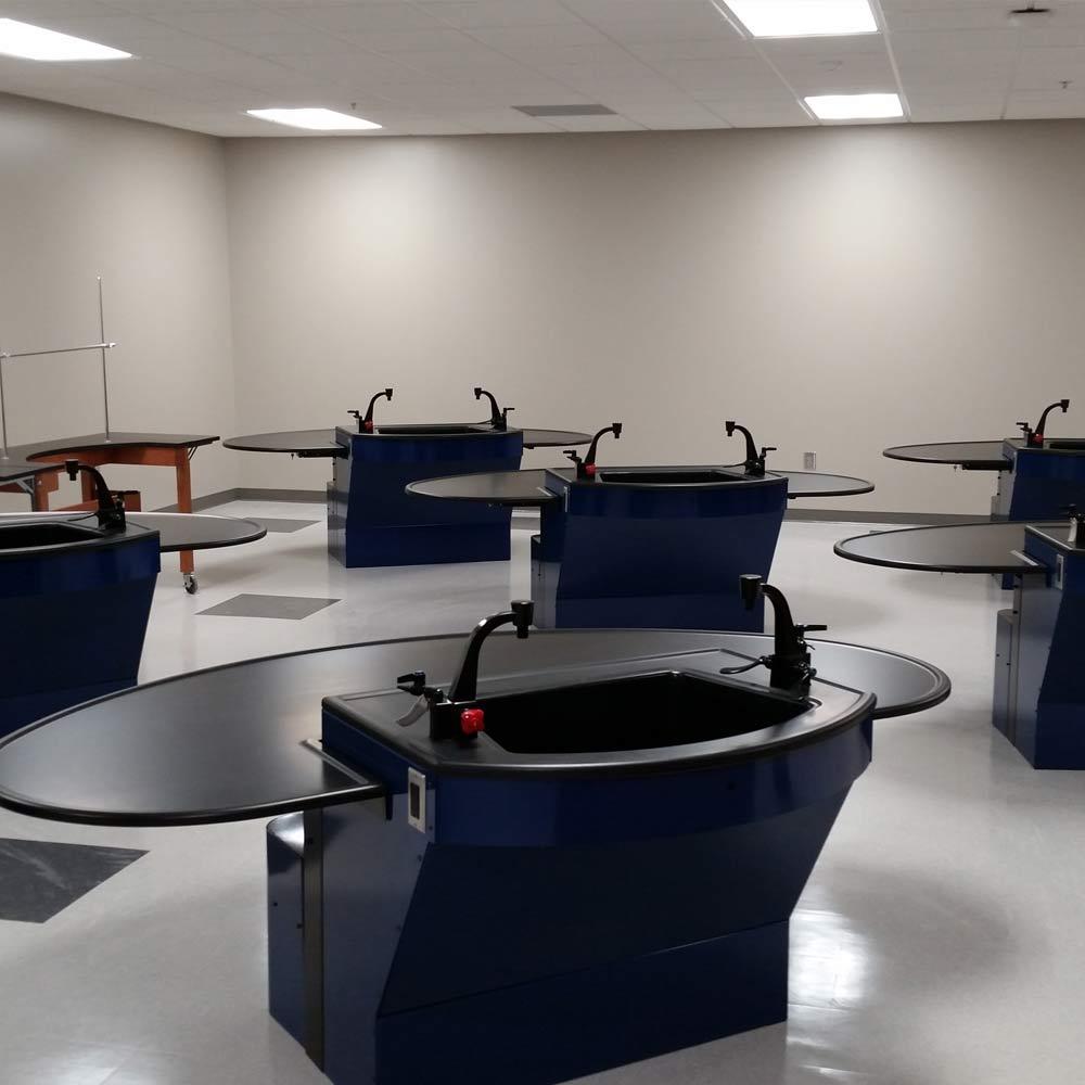 work space option for a laboratory